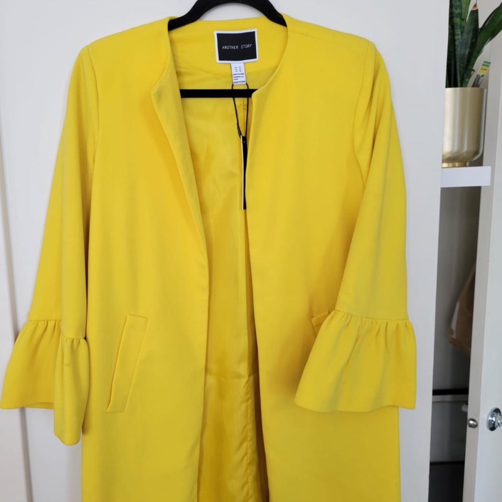BNWT Yellow Peacoat
